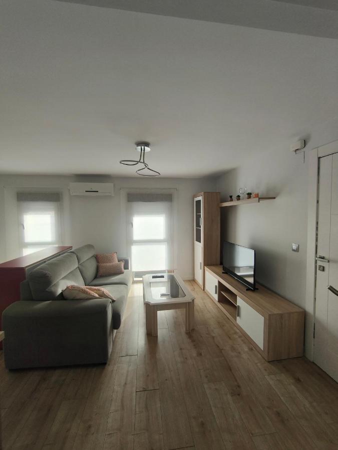 Alojamiento Vandelvira 2 Apartment Jaen Luaran gambar